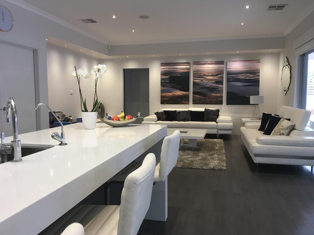 Magnificent Beach Retreat Jindalee Eksteriør billede